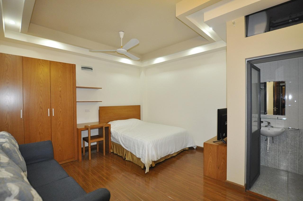Granda Central Apartment Hanoi Buitenkant foto